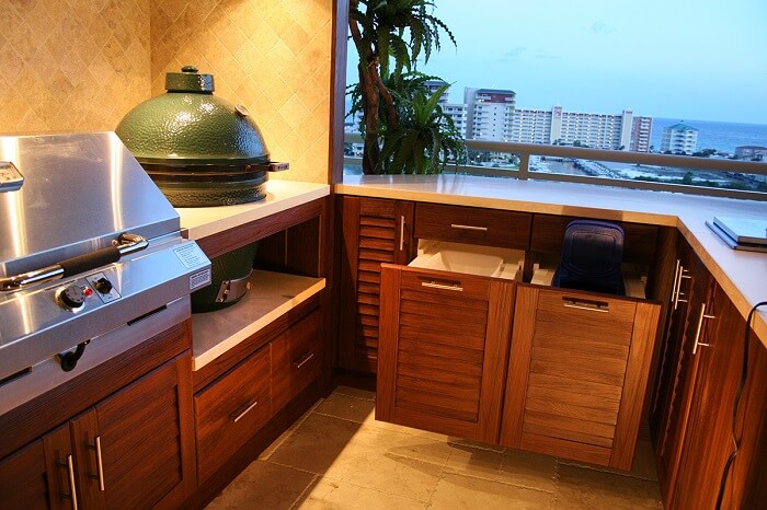 Outdoor Kitchen on Condo Patio